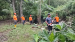 Penanganan kejadian pohon tumbang yang berlokasi di Banjar Dinas Darmajati Desa Tukadmungga 